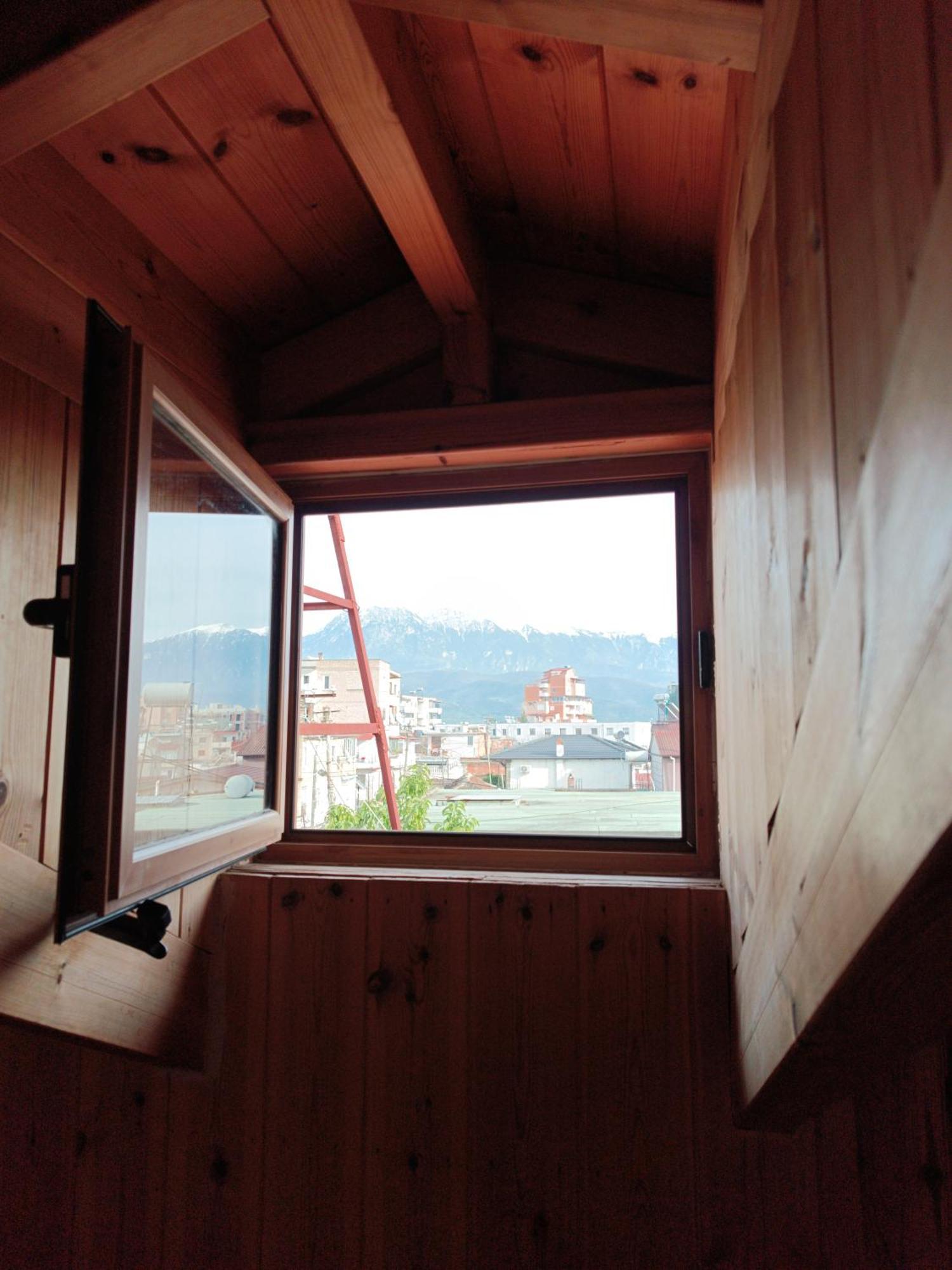 Guesthouse Eva Suite เบราท ภายนอก รูปภาพ