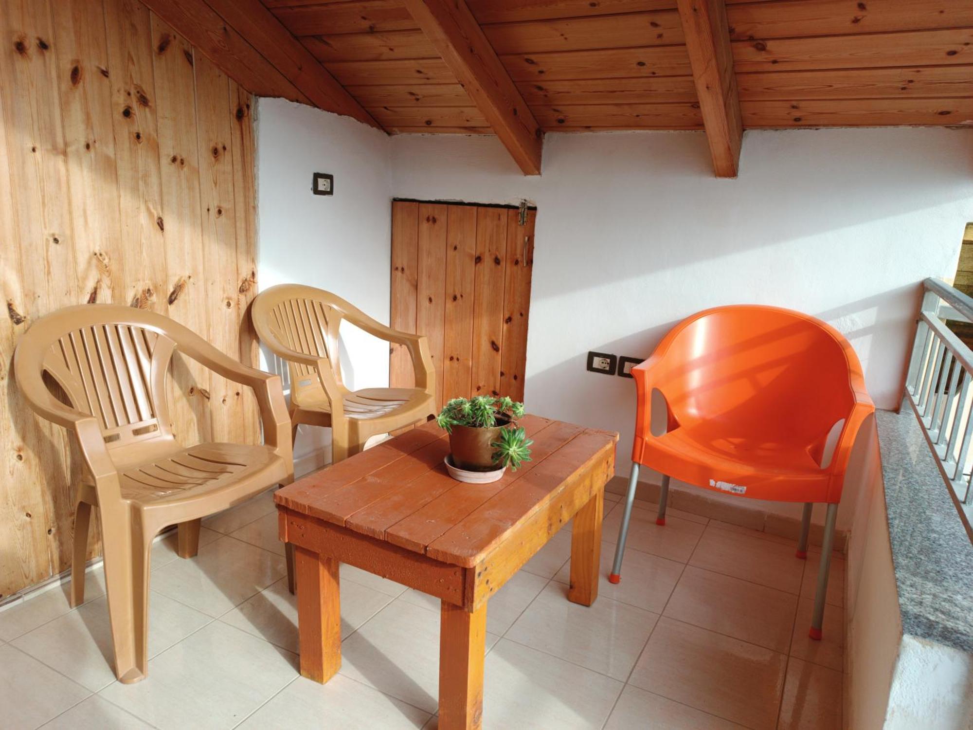 Guesthouse Eva Suite เบราท ภายนอก รูปภาพ